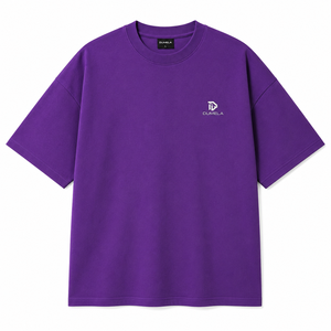 T-shirt décontracté pour homme Dumela, coupe classique, manches courtes, col rond, imprimé, logo uni sur le devant, tricoté 100% coton, anti-boulochage, 180 grammes - Product Image 1