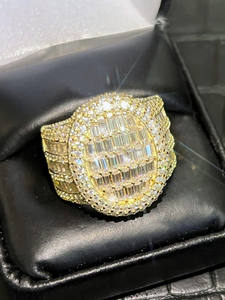 Anillo de Lujo para Hombre con Moissanita, Chapado en Oro sobre Plata de Ley 925, Corte Baguette, Estilo Halo, Anillo de Hip Hop, Regalo para Él - Product Image 3