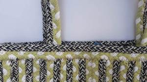 Bolso tote de cuerda trenzada negra y verde oliva hecho a mano con asas resistentes, ideal para compras ecológicas, recados diarios y viajes a la playa. - Product Image 4