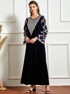 Nouvelle Abaya en velours de Dubaï de qualité supérieure, design de vêtements islamiques en gros, vêtements pour femmes en polyester antistatique, style turc, Abaya en velours - Product Image 2