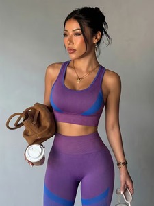 Conjunto Deportivo de 2 Piezas para Mujer: Sujetador Deportivo Racerback y Leggings de Cintura Alta con Efecto Contorno para Entrenamiento y Atletismo - Product Image 3