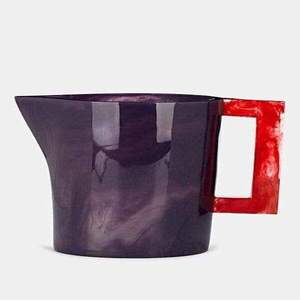 Carafe en résine artisanale de luxe avec poignée colorée, carafe décorative pour la cuisine, la salle à manger et les cadeaux dans les restaurants - Product Image 4