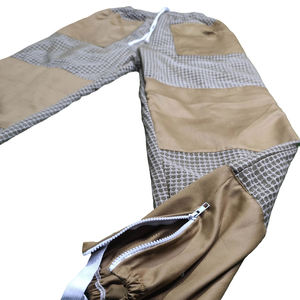 Pantalones de Traje de Apicultura Transpirables de Poliéster de Alta Calidad con Cierre de Cremallera, Ajuste Holgado, Mangas Blancas a Prueba de Picaduras, Costuras Reforzadas - Product Image 2