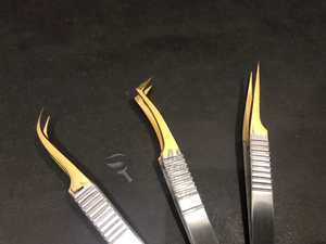 Pince à épiler professionnelle en acier inoxydable avec logo personnalisé, prise ferme, pointe coudée, couleur personnalisée, pour extensions de cils - Product Image 4
