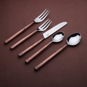 ชุดอาหารหรูหราสำหรับโรงแรม ร้านอาหาร และงานเลี้ยง ทำจากสแตนเลสอย่างดี - Product Image 1