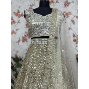 Vêtements indiens et pakistanais de créateur, magnifique broderie au fil, Lehenga Choli - Product Image 3
