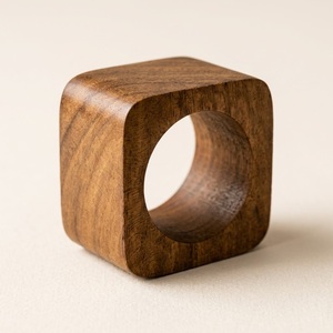 Ensemble d'anneaux de serviette en bois d'acacia faits à la main pour la décoration de table, porte-serviettes en bois écologiques pour mariages et fêtes - Product Image 3