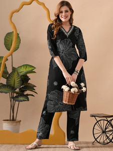 <b>Women</b> Black Cotton <b>Kurta</b> Set V-Neck White Floral Digital Print Embroidery Regular Fit Casual Ethnic Wear Knee-Length - Product Image 1