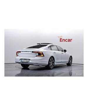 Volvo S90 B6 AWD Ultimate 2024, Volante a la Izquierda, Caja de Cambios Automática, Asientos de Cuero, Cámara Trasera, Emisión Euro V, 35,033 km, Brillante - Product Image 2