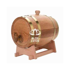Barril de madera de roble inodoro, ideal para el envejecimiento de whisky y otras bebidas espirituosas, y para preparar deliciosas bebidas herbales. - Product Image 1