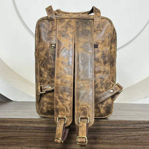 Mochila Vintage de Cuero Genuino de Grano Completo con Múltiples Bolsillos, Bolsos de Viaje, Trabajo y Escuela, Estilo Rústico para Hombres y Mujeres, Uso Diario Moderno - Product Image 5
