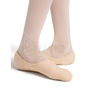 Chaussures de danse classique en toile respirante personnalisées RELEVO INDUSTRIES, double semelle antidérapante, sangles élastiques croisées, ballerines légères - Product Image 4