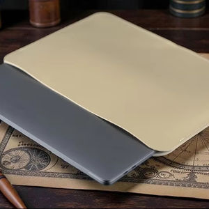 Funda de Piel Auténtica para Portátil, Diseño Vintage, Resistente, con Logotipo Personalizado, para Hombre, con Diseño Protector, LS-0208, Venta al Por Mayor de Fábrica - Product Image 1