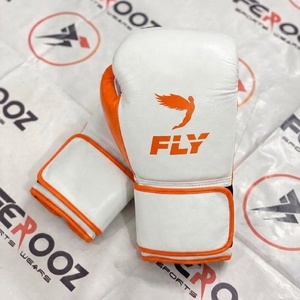 ถุงมือชกมวย Fly รุ่นล่าสุด น้ำหนักเบา ทนทาน คุณภาพสูงสุด ขายส่งระดับมืออาชีพ ผลิตตามแบบ OEM สีขาวและสีดำ - Product Image 6