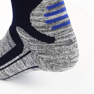 Chaussettes personnalisées de haute qualité en coton rembourré, chaussettes de sport athlétiques, chaussettes de ski, chaussettes de basket-ball pour unisexe - Product Image 6