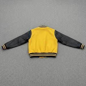 Chaqueta Universitaria Vintage Personalizada con Cuerpo de Lana Negra y Mangas de Cuero Genuino Dorado, Estilo Bomber Inspirado en el Fútbol Americano - Product Image 2