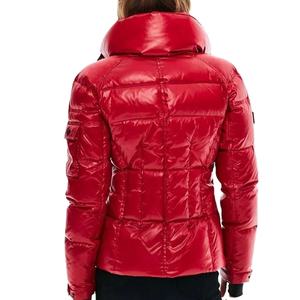 Ropa de invierno para mujer Chaquetas de mujer Personalización Chaqueta acolchada recortada para mujer - Product Image 5