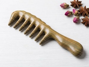 Peine de madera natural hecho a mano, antiestático, para masaje del cuero cabelludo, artesanía natural - Product Image 4