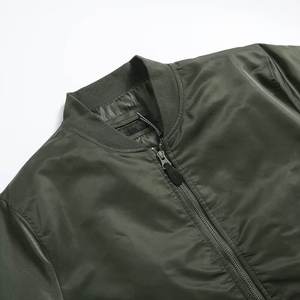 Blouson Bomber Classique Homme Personnalisé MA-1 Hiver Col Montant Imperméable Nylon Rembourré Streetwear Vêtement d'extérieur Vente en Gros - Product Image 2