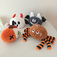 En gros Jouets en peluche d'Halloween : Poupée citrouille fantôme, Animal en peluche amusant, Pendentif en peluche araignée et chauve-souris, Ornement à suspendre, Porte-clés
