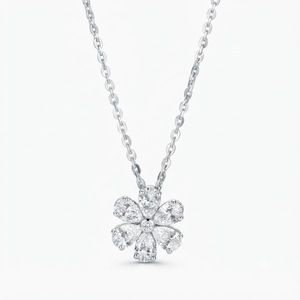 Pendentif Chaîne Fleur en Argent Sterling 925 et Or Massif 10K 14K 18K avec Diamant de Laboratoire Poire Rond, Couleur DEF, Clarté VS VVS - Product Image 2