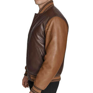Chaqueta Varsity de Cuero de Alta Gama con Forro Aislante Cálido y Diseño Clásico con Botones en la Parte Delantera - Product Image 4