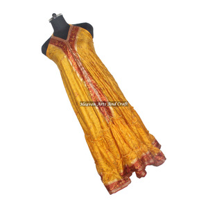 Nouvelle Robe Sari en Soie Bohème d'Été, Robe Sari en Soie Bohème à Col Halter et Col en V, Vêtements Hippie Bohème pour Femme, Sari en Soie Vintage Indien - Product Image 3