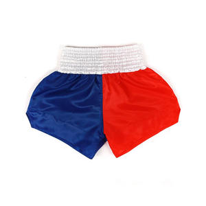 Shorts de boxe demi-couleur personnalisés en satin pour Muay Thai, fabricant de shorts de kickboxing et MMA en gros à faible MOQ - Product Image 3