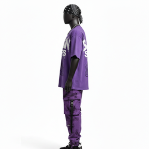 Ensemble t-shirt et pantalon cargo homme en coton polyester premium 240 GSM, imprimé flamme violet noir, logo personnalisé, 2 pièces - Product Image 3