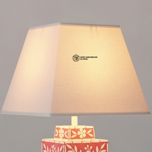 Lampe de table de luxe en os incrusté rose avec abat-jour beige |   Éclairage de chevet floral artisanal - Product Image 5