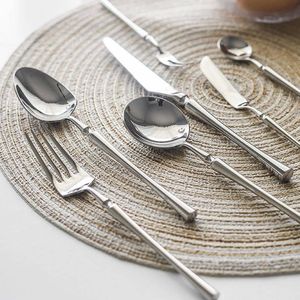 Ensemble de couverts classiques en métal, acier inoxydable, cuillère, fourchette, couteau, pour hôtel, restaurant, maison - Product Image 1