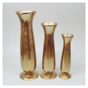 Elegante Florero de Vidrio con Acabado Cepillado, Diseño Art Deco para Mesas de Comedor y Consolas, Ocasiones de Diwali - Product Image 4