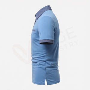 Chemise décontractée pour homme en piqué 100 % polyester bleu marine à manches courtes, respirante, infroissable, coupe classique, design tricoté uni - Product Image 3