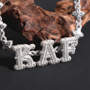 Colgante de Lujo Chapado en Oro de Plata 925 con Moissanita Estilo Hip Hop, Diseño de Letra Iced Out, Charm Redondo, Joyería Unisex para Uso Diario - Product Image 5