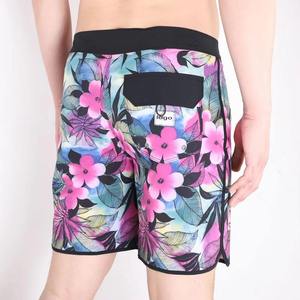 Shorts de sport légers et extensibles pour hommes, couleur unie, avec ceinture élastique - Product Image 3