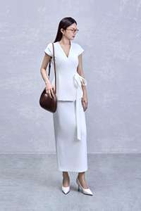 Nueva Blusa Elegante de Sarga con Cuello en V y Lazo en la Cintura para Mujer, Estilo Oficina y Casual - KA02 - Product Image 4