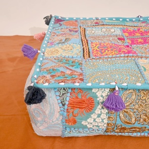 เบาะรองนั่งตกแต่งสไตล์โบฮีเมียนเบาะเย็บปะลายส่าหรี - Product Image 4