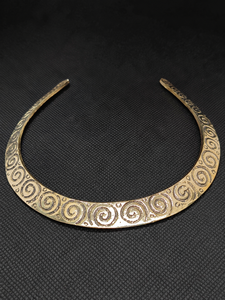 Collar Hasli de Latón Hecho a Mano |   Collar de Latón Sólido |   Joyería Tradicional de Diseño Exclusivo |   Fabricante de Joyería OEM y ODM - Product Image 3