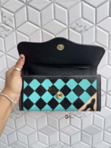 Cartera de Cuero Tallada a Mano de Alta Calidad con Diseño de Caramelo, Estilo Vintage, Impermeable, de Moda, en Oferta - Product Image 3