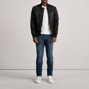 Blouson Bomber Matelassé en Satin Teint pour Femme, Décontracté, Automne, Noir, Style Universitaire, à Capuche, Coupe-Vent, Zippé, avec Poches, Prix de Gros - Product Image 3