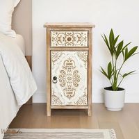 Table de chevet en bois blanc avec tiroir et porte, meuble de chambre rustique sculpté