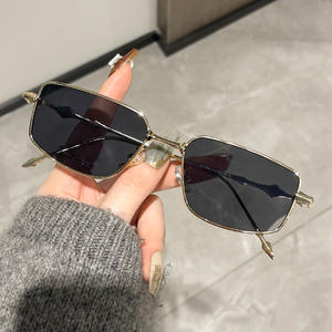 Fashion Trend 2024 Luxury Unisex High Quality Small Square Metal UV400 Sunglasses <b>Gold</b> <b>Frame</b> - Product Image 2