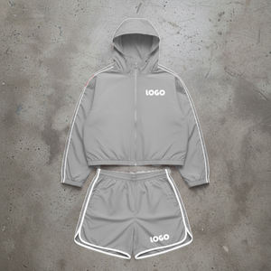 Ensemble de survêtement pour homme avec logo personnalisé, veste coupe-vent et short, ensemble de vêtements de sport en deux pièces, fabricant de vêtements en gros - Product Image 3
