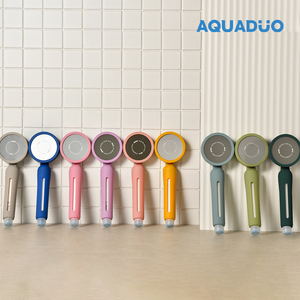AQUADUO Pommeau de Douche Mural en Acier Inoxydable Poli avec Filtre, Design Moderne, Économie d'Eau - Product Image 1
