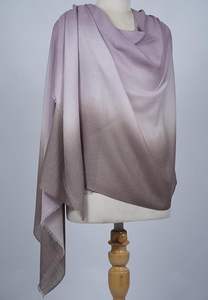 Écharpe VIC unisexe en cachemire et laine fine respirante, ombrée 3 tons, de luxe, pour l'hiver, multi-usages, taille 70 x 200 cm - Product Image 4