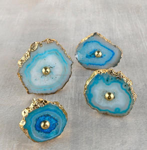 Poignée décorative de meubles bohèmes en gros, bouton en pierre d'agate de forme libre personnalisée, finition dorée, toucher réel, fait à la main - Product Image 3