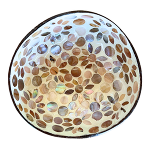 Cuenco de Coco Rústico-Chic con Madreperla - Artesanía Étnica Vietnamita Hecha a Mano - Product Image 2