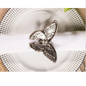 Anillos de Servilleta Metálicos con Acabado Dorado, Diseño Exclusivo, Decoración para Mesa de Boda, Artículos de Catering - Product Image 3