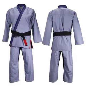 Fabrication en gros d'uniformes de karaté gris pour hommes, pour l'entraînement aux arts martiaux, en coton durable, manches longues, combinaison de karaté pour adultes - Product Image 1