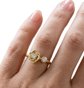 Vivid Rose Flower <b>Diamond</b> <b>Ring</b> Unique <b>Ring</b> Sparkling <b>Ring</b> Round Lab Created <b>Diamond</b> 18K Solid Gold Twist Band Engagement <b>Ring</b> - Product Image 6